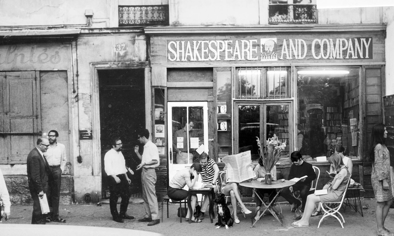 Shakespeare & Company  Shopping in Quartier latin, Paris